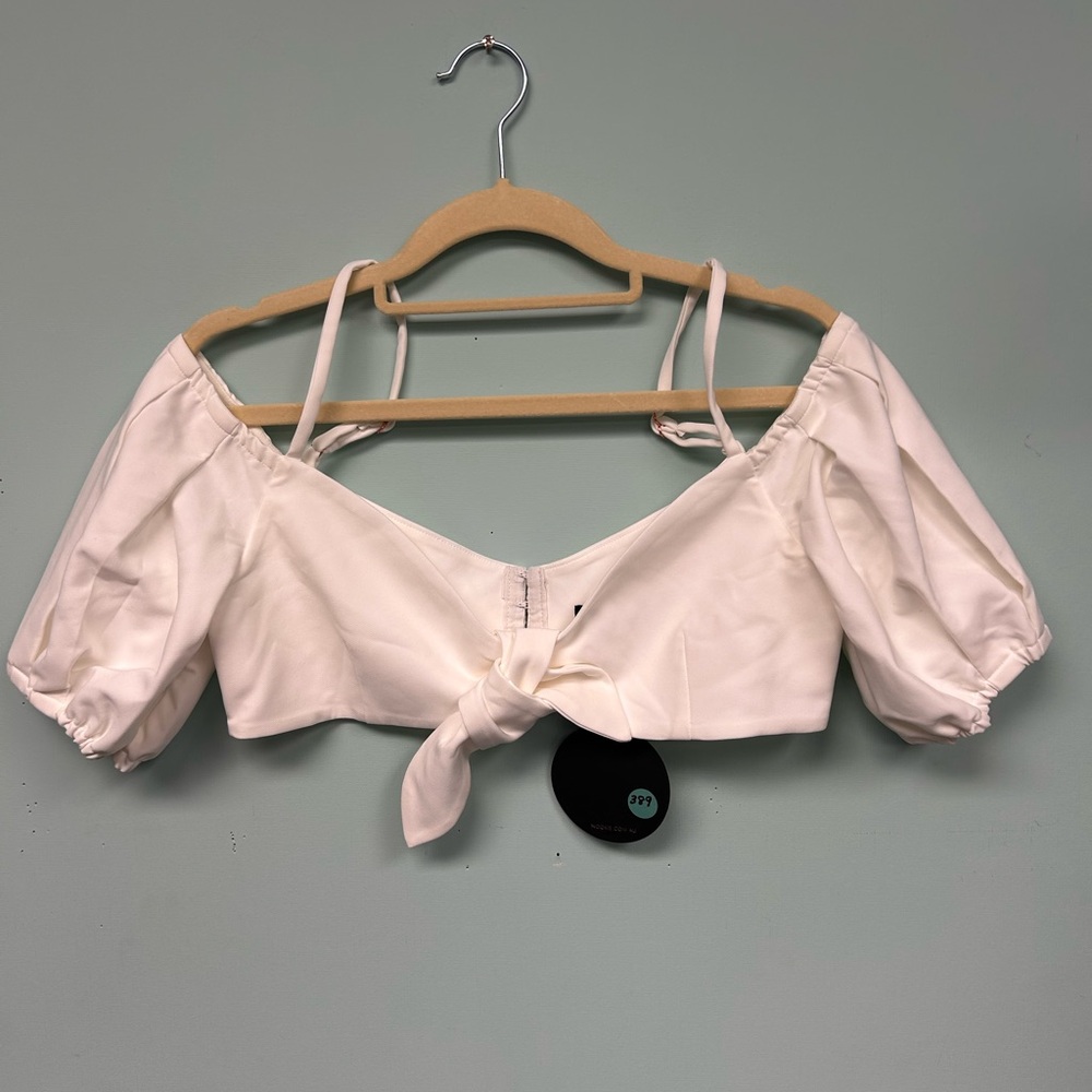 Revolve Nookie Elegant White Off-Shoulder Women's Crop Top